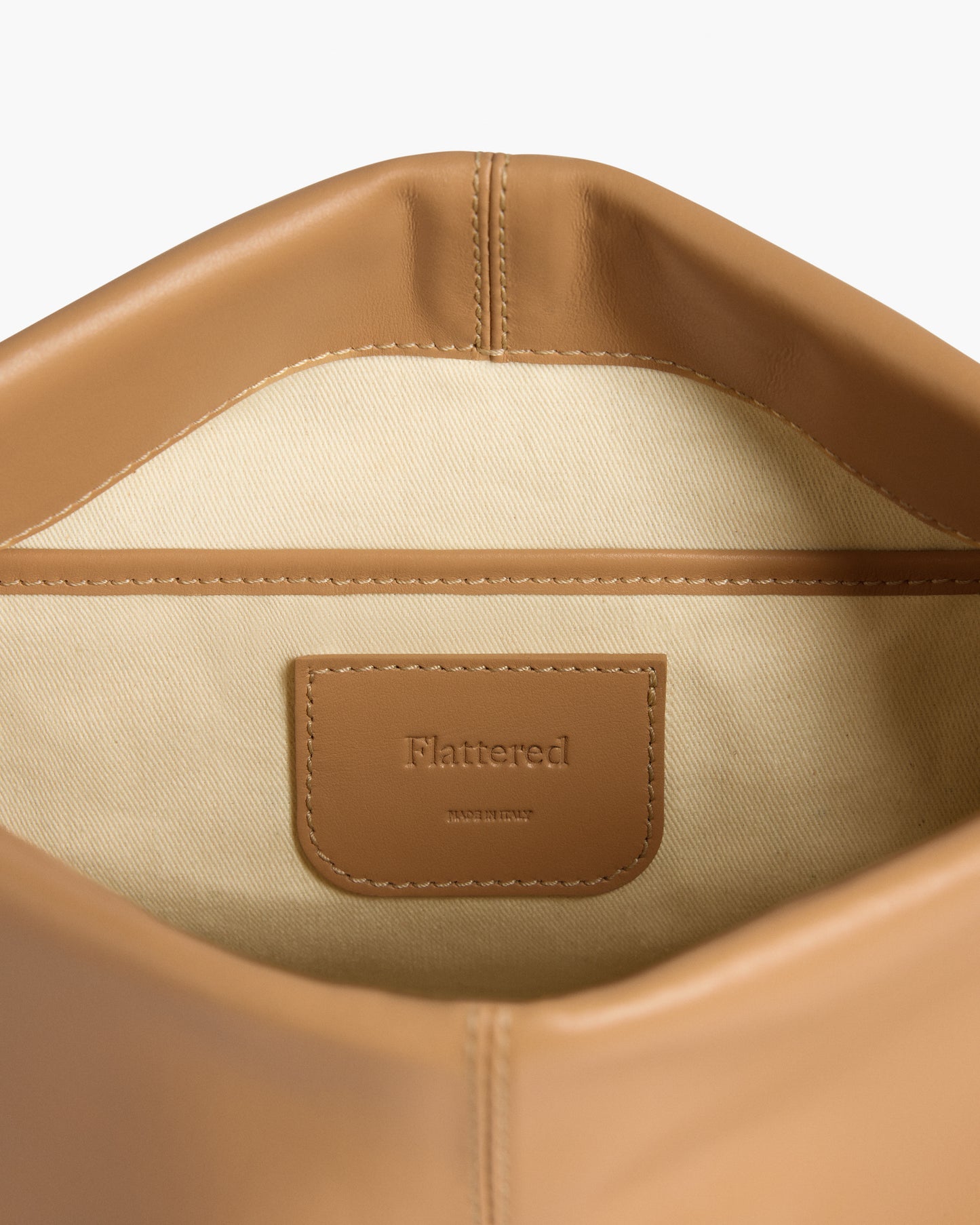 Clay Clutch Leather Biscotti