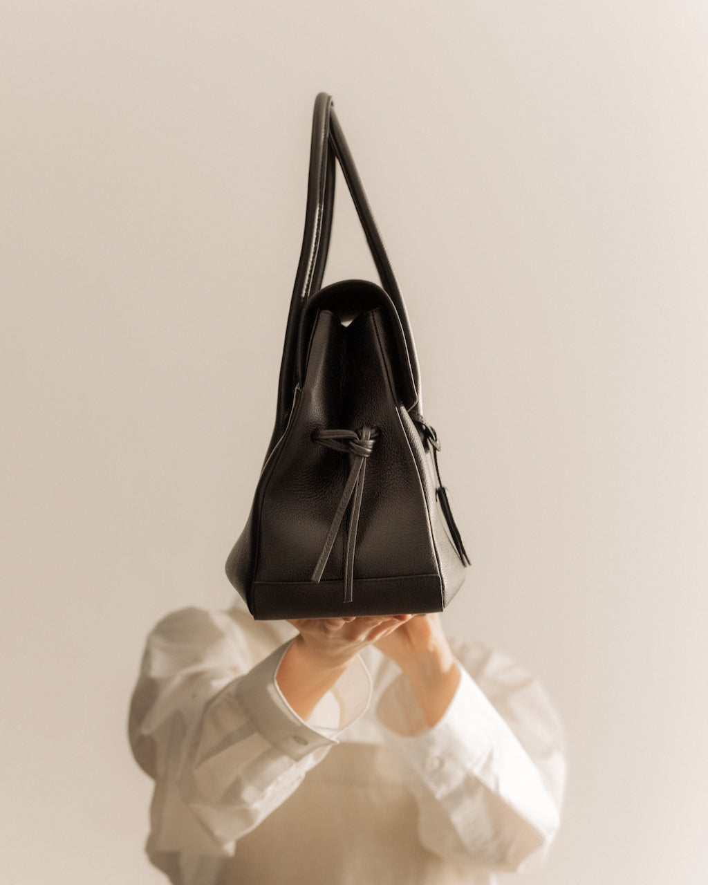 Lydia Tote Bag Grained Leather Black