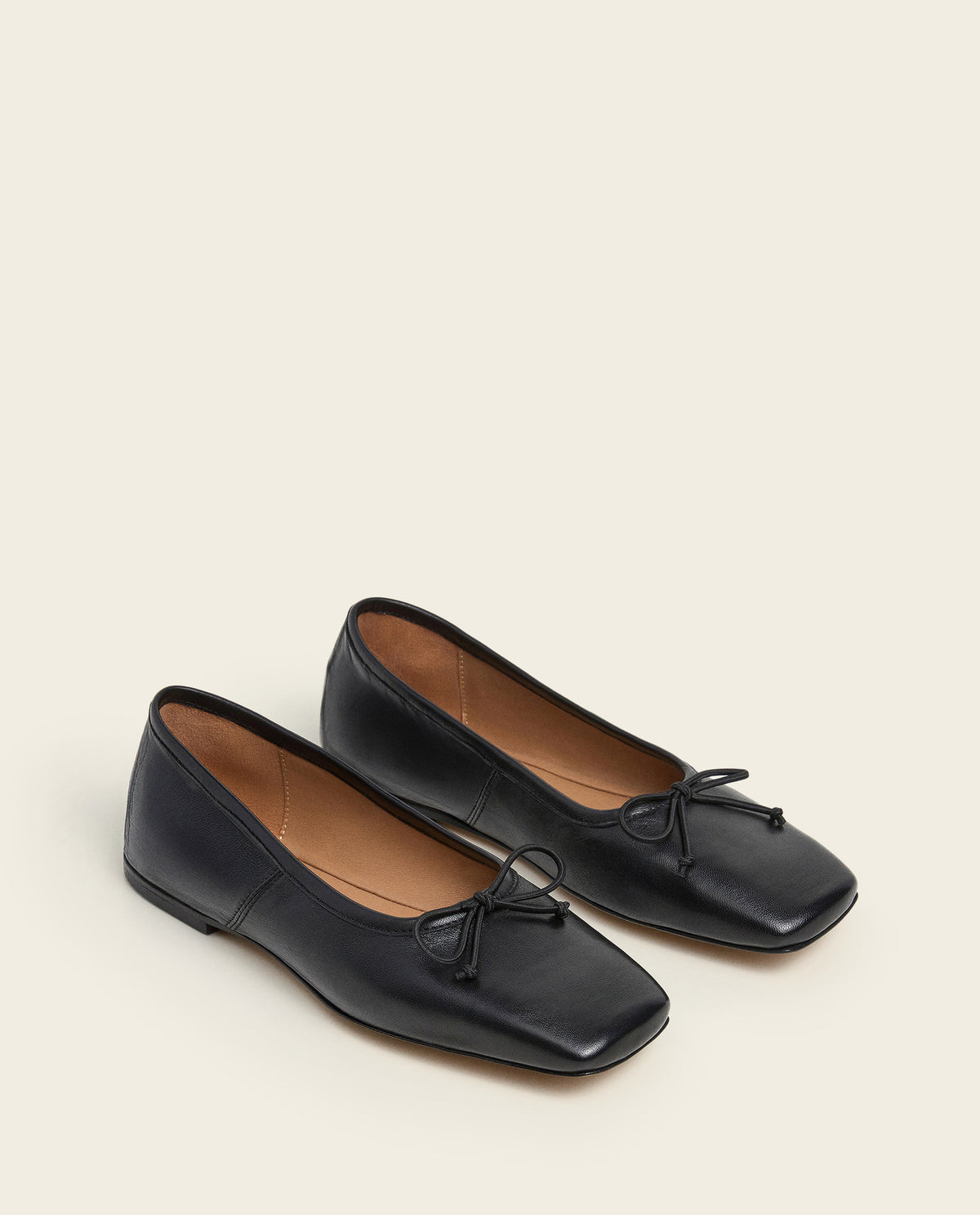 Kim Leather Black