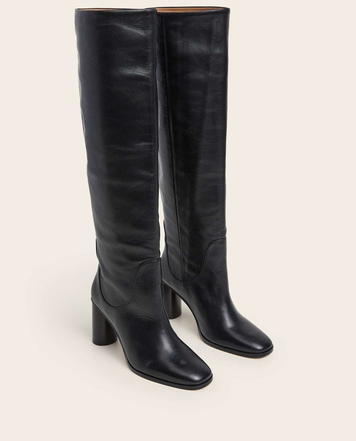 Octavia Leather Black