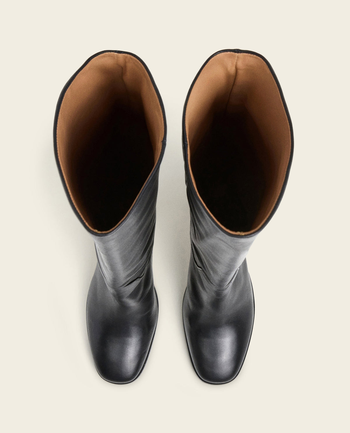 Octavia Leather Black