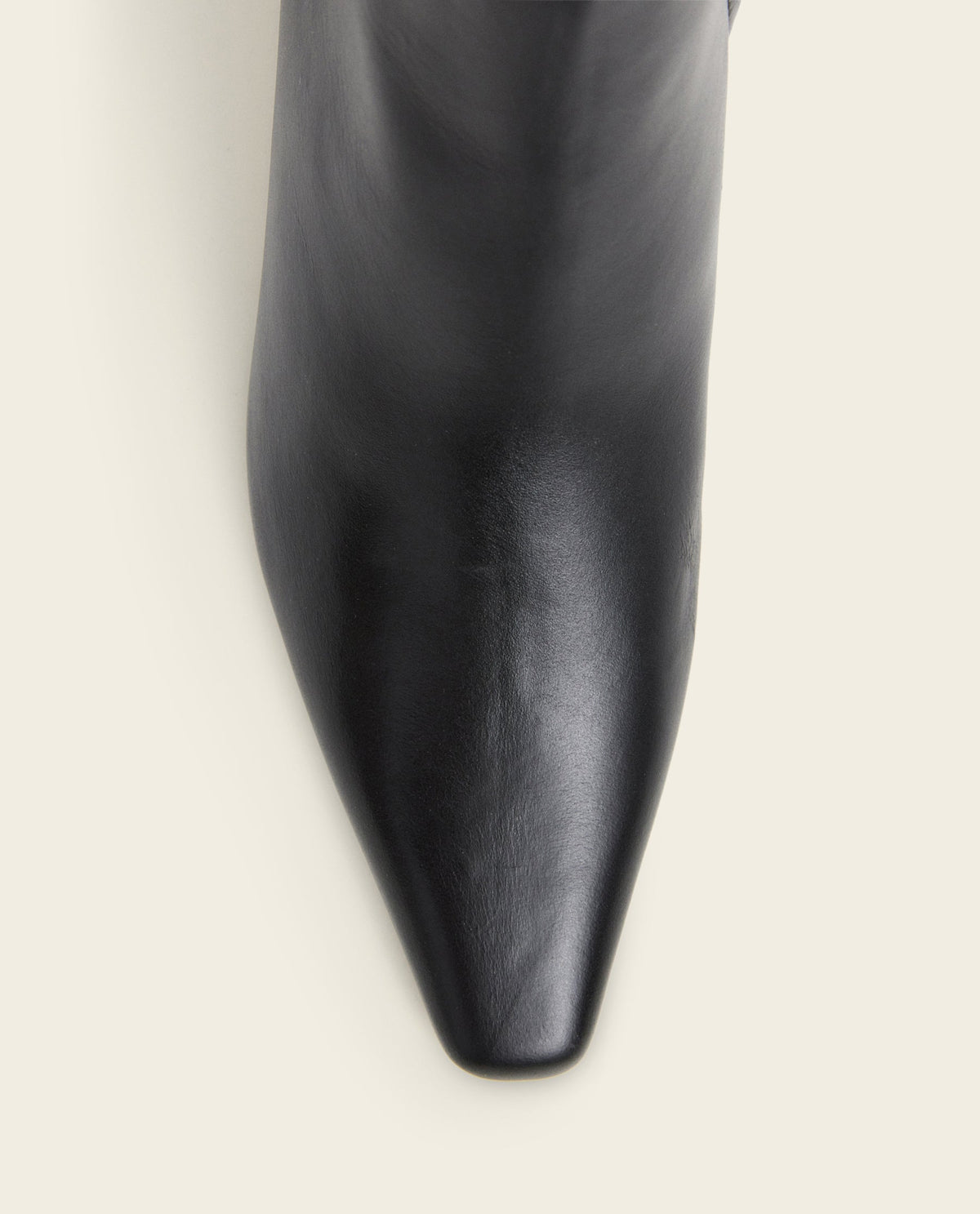 Xena Leather Black