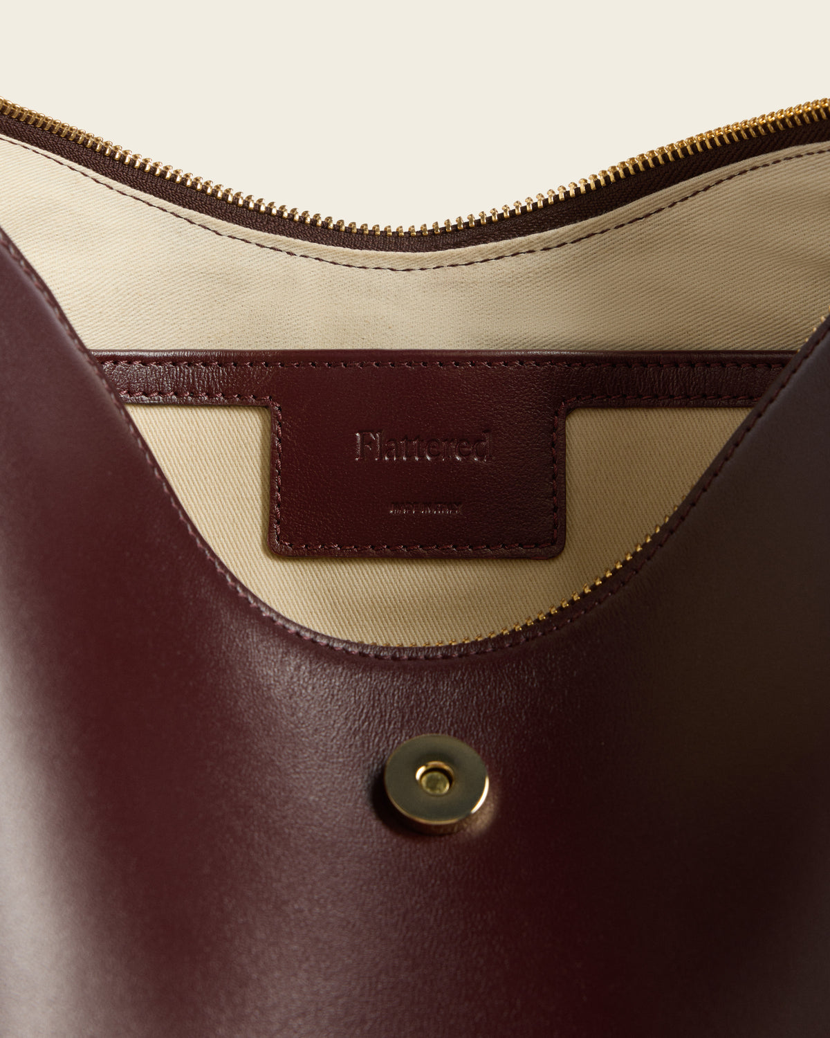 Gaia Handbag Leather Burgundy