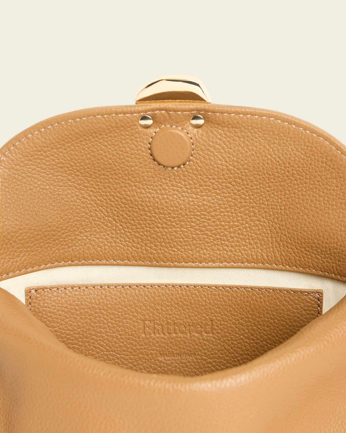 Hanna Clutch Grained Leather Cognac