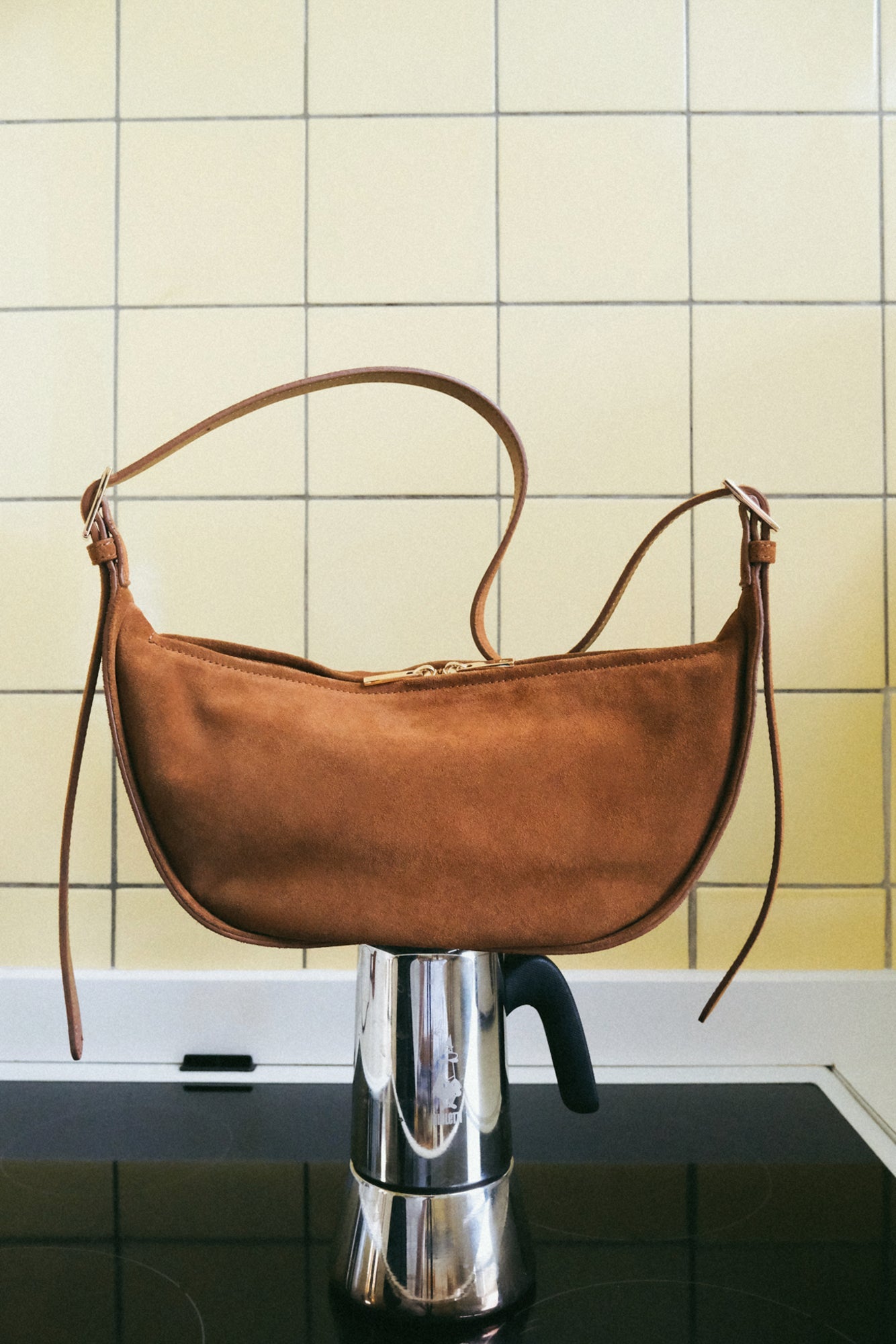 Irma Shoulder Bag Suede Bourbon