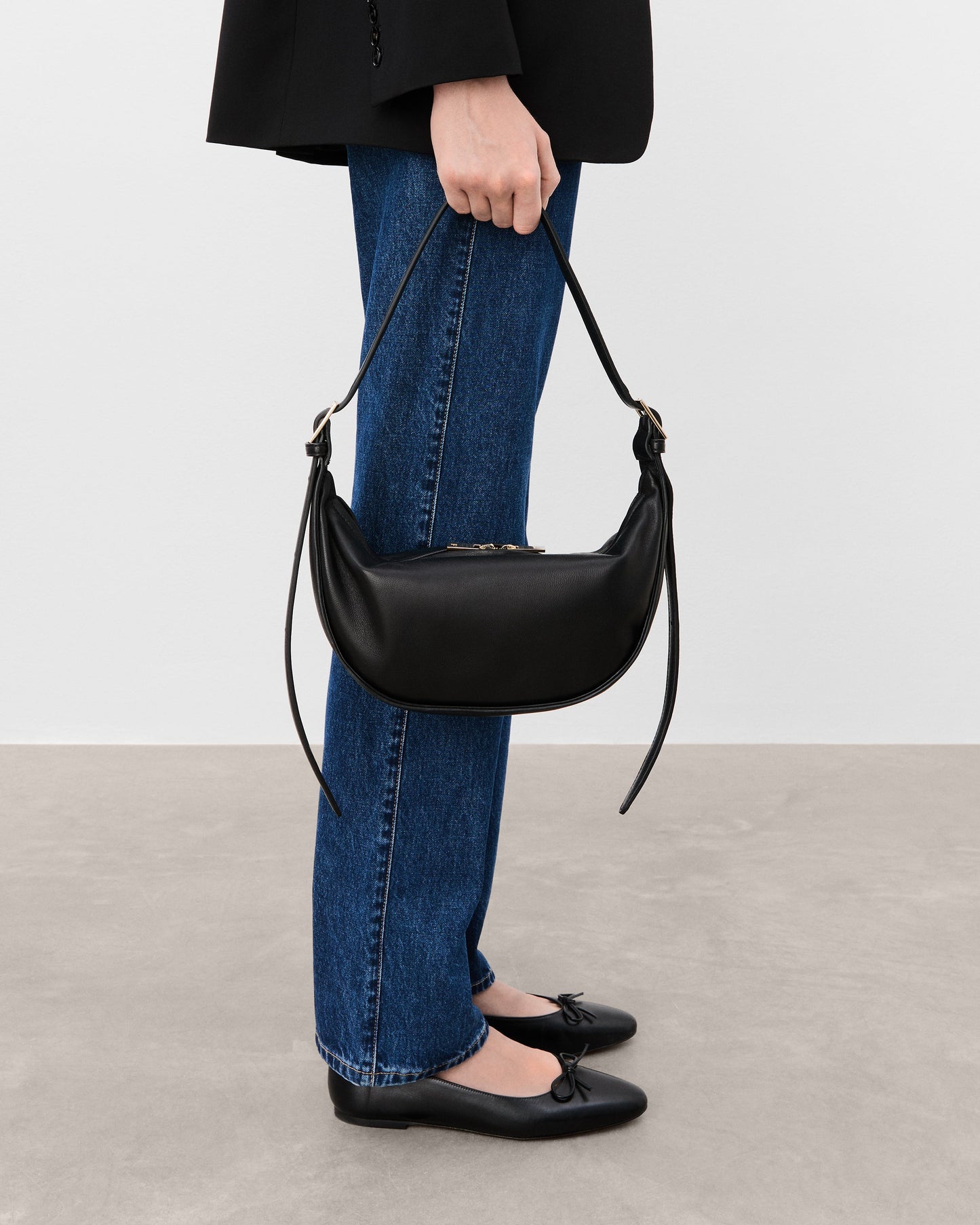 Irma Shoulder Bag Leather Black